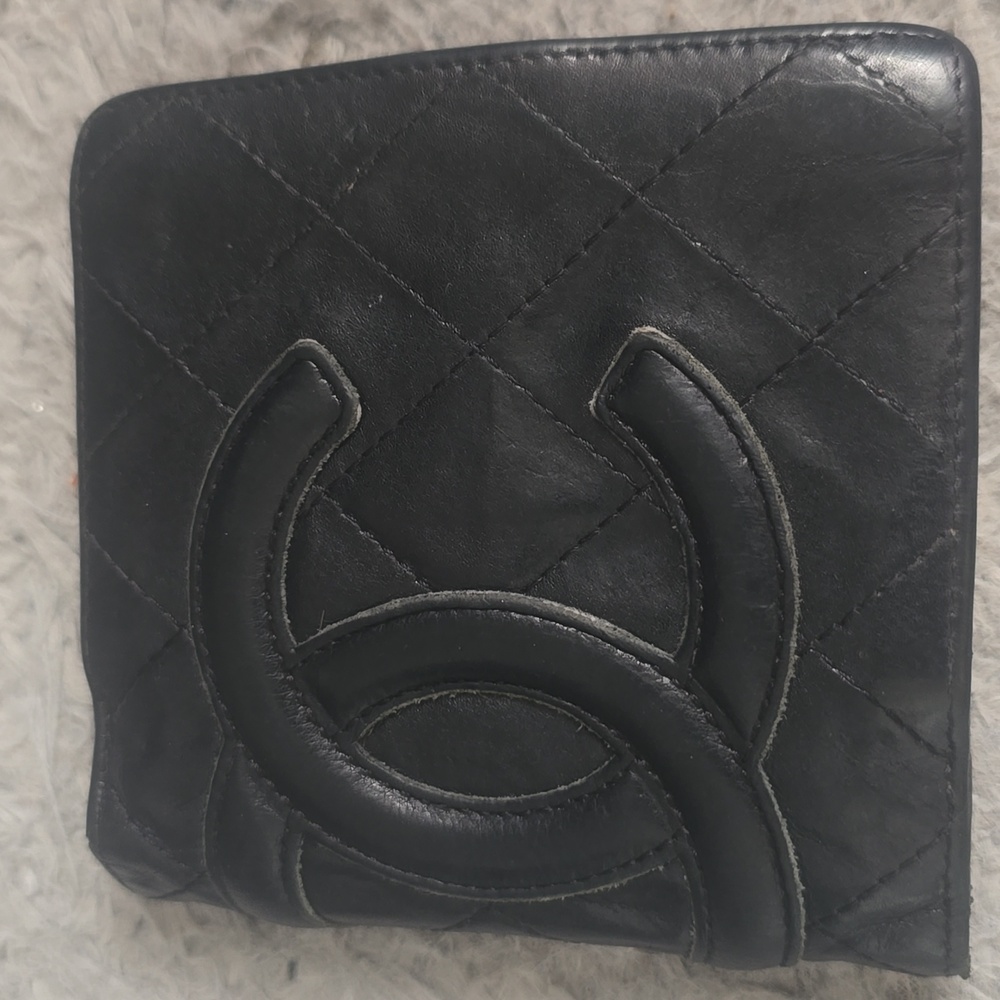 Chanel Black & Hot Pink Combon Lambskin Compact Bifold Wallet (GOOD)COA✨️🖤💕✨️ - Picture 2 of 9